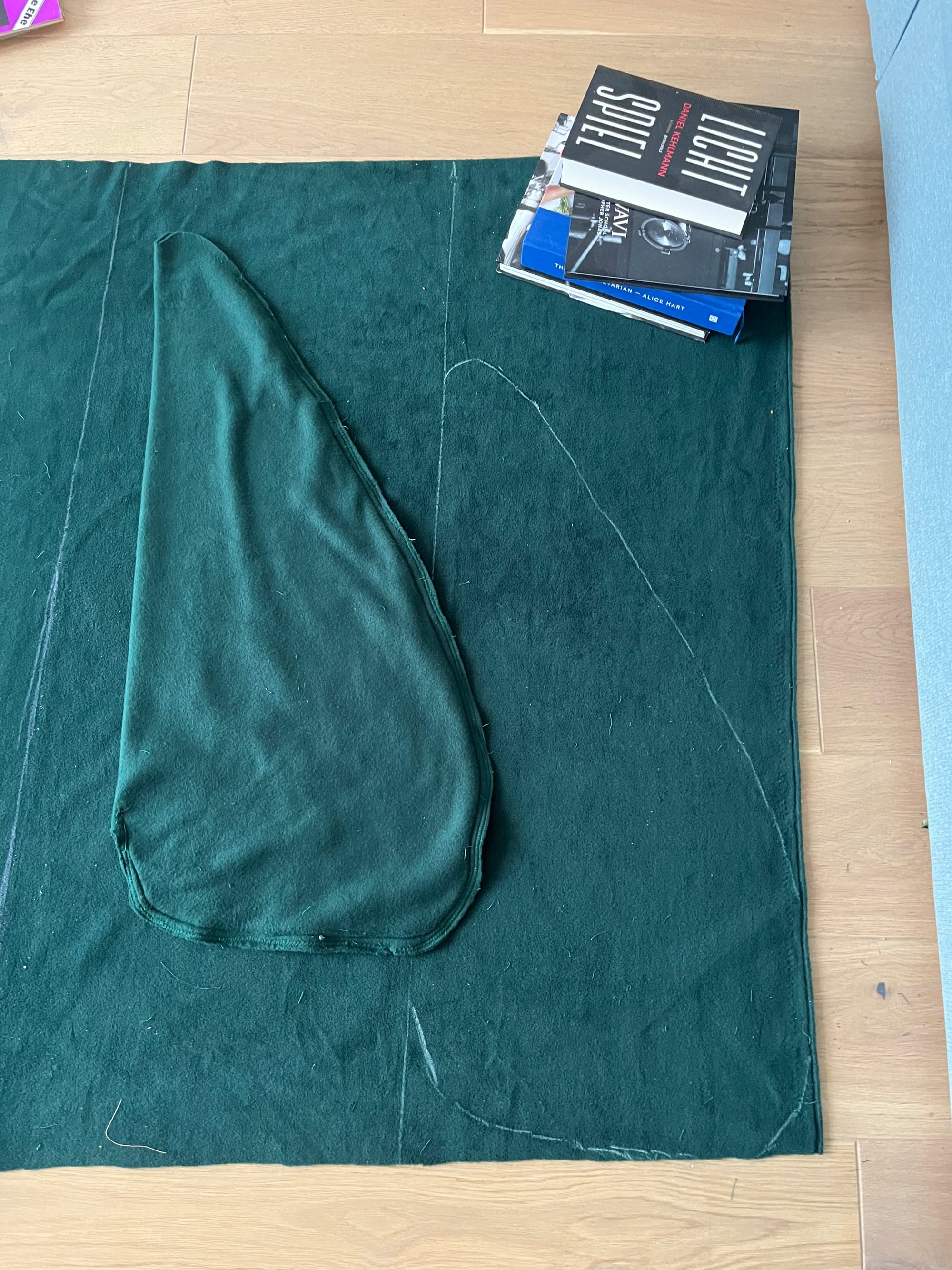 Inverted wing next to chalk pattern outline